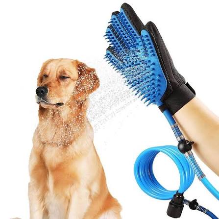 🛒 Precio 80.000 Gs., Guante con manguera para baño de mascotas 🐶🙈🐮🐷🐱,  Características:, - Gadget perfecto para mascotas, 2 en 1 pulverizador de  agua y guante de aseo., - Con este accesorio aceleraras ...