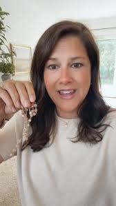 3 things to do with a broken rosary. #Rosary #PrayTheRosary #CatholicFaith  #CatholicLife #CatholicChurch #CatholicMom #CatholicFamily #CatholicPrayer  #CatholicCommunity