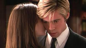 Death (brad pitt) takes human form, asking a principled widower (anthony hopkins) to guide him in exchange for more time on earth. Brad Pitt S Meet Joe Black Goes Viral For The Greatest Reason Ever