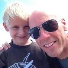 Cathy L. McCarthy (@CathyMacZ)