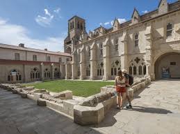 Maybe you would like to learn more about one of these? Parcours De Visite De L Abbaye De La Chaise Dieu Evenements La Chaise Dieu Auvergne Vacances