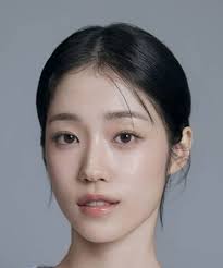 Roh Yoon Seo (노윤서)