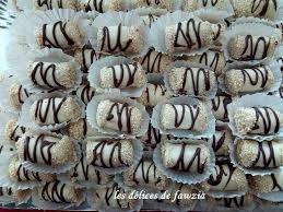 Cigares Aux Amandes Et Grains De Sesame Les Delices De Fawzia Cigares Aux Amandes Recette Gateau Citron Gateau Ramadan