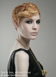 Things like short suit jackets were taking over the spotlight while longer jackets were kept tucked in with that said, i'd like to tell you about how the timeless fashion of the hat affected the hairstyles of. 1920s Hairstyle By Toni And Guy Frisuren Langhaar Styling Kurzes Haar Haar Styling