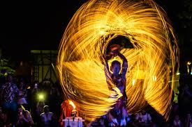 Pe 12 iunie, spectacolul 404 love, jucat pentru. Sibiu Fotos Fits 2018