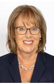 Donna Davids's Instagram, Twitter & Facebook