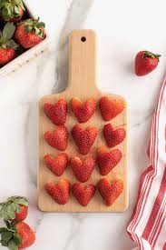 how to cut strawberries into hearts