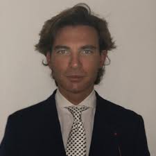 Bellissimo esame di laurea doppio titolo oggi. Francesca Mucherino, dopo…