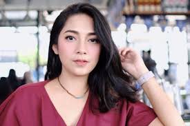 Resmi pacaran, 5 potret mesra dinda kirana dan naufal samudra. So Sweet 5 Laki Laki Ini Pernah Jadi Teman Spesial Dinda Kirana