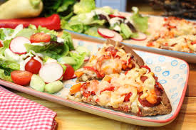 Chorizo Crostata Mit Salat Happy Carb Rezepte Rezept Rezepte Fleisch Gerichte Lebensmittel Essen