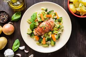 I am nearly two months into my slimming world weight loss journey and i have swapped calorific takeaways with homemade fakeaways instead. Pesto Stuffed Chicken Breast In Bacon Slimming World Recipe Fatgirlskinny Net Slimming World Recipes More