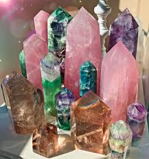 Large Crystal Make Perfect Decor Pieces And Even Better Christmas Gifts Healing Crystals Decor Crystal Healing Room Crystal Room