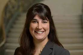 That's Not How It Goes!”: Explaining Differences in Pitch Between Earlier  and Later Editions of the Suzuki Violin School