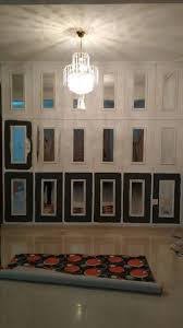 Cermin boleh dijadikan hiasan elegan untuk dinding yang kosong. Diy Feature Wall Dari Cermin Rm 2 Jimat Dan Mudah Impiana