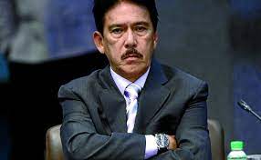 2.2 political 3 personal life 4 references vicente castelo sotto iii was born on 24 august 1948 in manila, philippines. Sotto Tells Us Senators Mind Your Own Business Global News