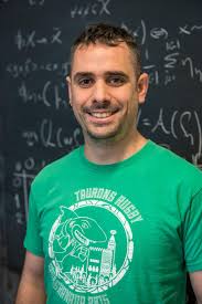 A)symmetry and complexity in neural systems'