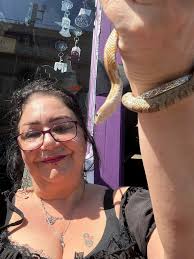 ✨GONE Anyone know someone turning 30, 3 or need a 0 that would want these  balloons?? Would be a shame to pop them or just let them go down