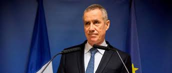 Le haut magistrat, ancien procureur de la république de paris, entend faire du parquet général la «fenêtre sur le monde» de la. Francois Molins Bientot Procureur General Pres La Cour De Cassation Le Point
