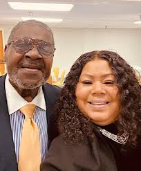 Queen, Washington recognized by Caucus of African American Leaders