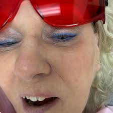 Hard to believe, one year ago today I said goodbye to my 36 year television  career and hello to RETIREMENT! I miss all my colleagues and friends in  South Florida, but I