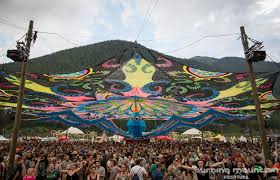 Wir haben hier alle wichtigen infos zum summer breeze open air 2021 für euch zusammengetragen. Open Air Schweiz 2018 Die Besten Festivals Und Partys Im Sommer Momondo Entdecken