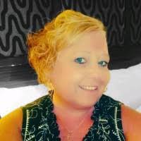 Pam Barth's Instagram, Twitter & Facebook