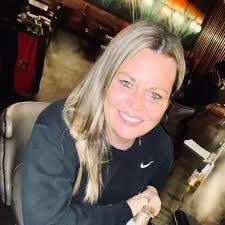 Shawn Hourihan's Instagram, Twitter & Facebook