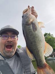Is the water too dirty and hot for fishing off Oak Island