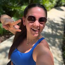 Sarah-Maude Pelletier (@sarah_maude_pelletier) • Instagram photos and videos