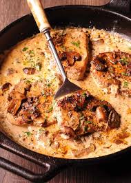 Boneless pork chop recipes are great for so many reasons: Garlic Mushroom Pork Chops What S In The Pan