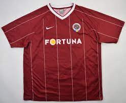 Size on label is large, but it is a very slim fit and probably european sizing. 2007 08 Sparta Praha Shirt Xl Football Soccer European Clubs Other European Clubs Classic Shirts Com