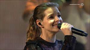 Doch welcher kandidat hatte am ende das zeug zum sieger? The Voice Of Germany Boris Alexander Stein Yvonne Catterfeld Irgendwas Youtube