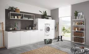 Hauswirtschaftsraum Durchdachter Stauraum Von Nobilia Kuchenfinder Unterschrank auszug mit dem softeinzug nobilia (hochwertig), 1 x schubladen und 2 x auszug, neu preis ca 650 eur, jetzt 350eur maß b. durchdachter stauraum von nobilia