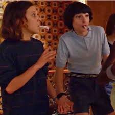 Stranger Things Mike And Eleven Finn Wolfhard Millie Bobby Brown Season 3 Stranger Things Mike Stranger Things Funny Stranger Things