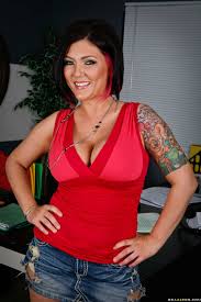 Free Porn Pics Of Claire Dames Stripping And Showing Her Hot Body  Insexiezpix Web Porn