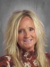 Kristy Hutchinson's Instagram, Twitter & Facebook