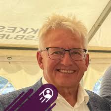 Hvem er Caroline Sander Jepsen? 👀 Caroline er ejer af Dance Company Twenty  som hun startede tilbage i august 2017. Caroline er 23 år gammel, og er så  priviligeret at leve af