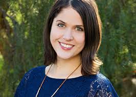 Noelle Pederson's Instagram, Twitter & Facebook