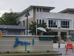 Visitors flock annually to explore the glamorous streets of nilai. Taman Bayu 1 Dan 2 Putra Nilai Nearby Inti International University Taman Bayu 1 Nilai Negeri Sembilan 3 Bedrooms 1136 Sqft Terraces Link Houses For Rent By Muhamad Yusry Ibrahim Rm 1 000 Mo 27011096