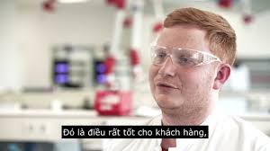 Kết quả tự động trong các hoạt động phòng thí nghiệm thông lượng cao