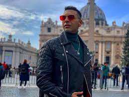 Zizou, who is all ghosts are students! Ø­Ø³Ù† Ø£Ø¨Ùˆ Ø§Ù„Ø±ÙˆØ³ ÙŠØ¸Ù‡Ø± ÙÙ‰ Ù…Ø³Ù„Ø³Ù„ Ø¨Ù€ 100ÙˆØ´ ÙˆÙŠØ´Ø§Ø±Ùƒ ÙÙ‰ Ø¹ØµØ§Ø¨Ø© Ù†ÙŠÙ„Ù„Ù‰ ÙƒØ±ÙŠÙ… Ø¹ÙŠÙ†