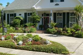 Year Round Landscaping Colors Front House Landscaping Front Garden Ideas Driveway Garden Ideas Driveway