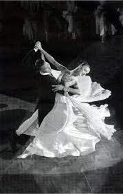Pin By Wes Hennings On Dancing Ballroom Dance Photography Ballroom Dancing Dance Art