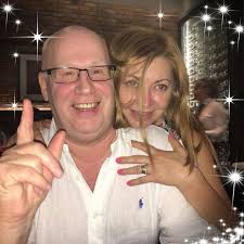 Sydney-side 💚 Dress @rebeccavallance Shoes @edwardmellershoes Jewellery  Diamonique @qvcuk Styling @nwl_creative H&M @michael_brennan #stylefile