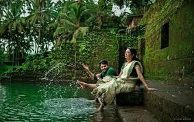 Kerala Husband And Wife Wedding Photography Kerala Wedding Photography Wedding Couple Poses Photography Pre Wedding Shoot Ideas