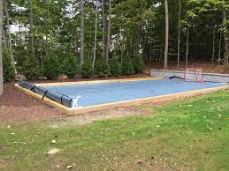 10 Ways How To Build A Backyard Ice Rink Ideas Simphome Backyard Ice Rink Backyard Hockey Rink Outdoor Skating Rink