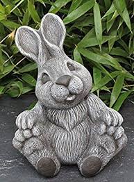 Steinfigur Hase Gross Sitzend In Schiefergrau Osterdeko Osterhase Figur Amazon De Garten Ostern Deko Werbelink Osterdeko Osterhase Figur