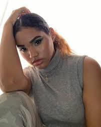 Alexandra Read (@read.alexandra) • Instagram photos and videos