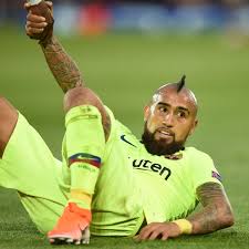 Gore vidal published his first novel, williwaw, in 1946 at the age of 21. Champions League Arturo Vidal Verliert Kuriose Hoden Wette Fussball