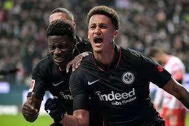 Eintracht frankfurt erkämpft sich ein 1:1 gegen favorit rbl. Frankfurt Rettet Punkt In Letzter Minute 1 1 Gegen Rb Leipzig Web De